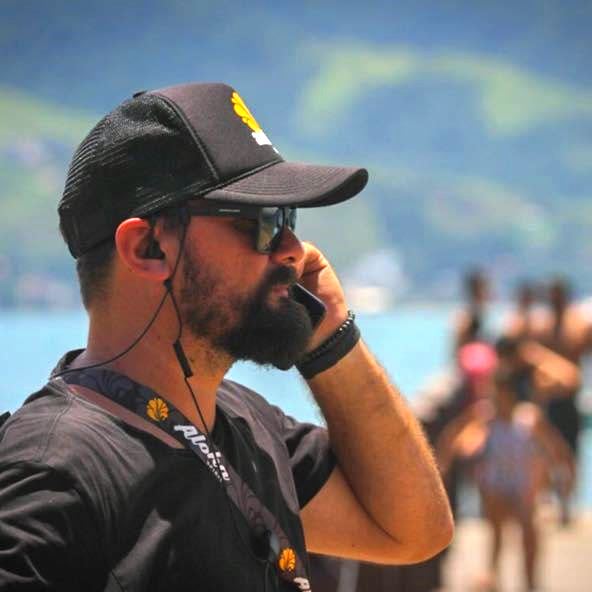 Profissional do turismo em atuação